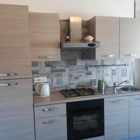 Summer Lavinia Holiday home